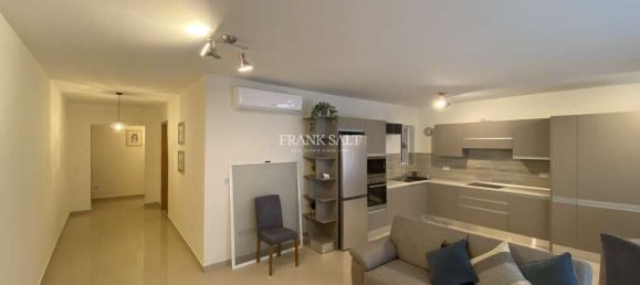 2 bedrooms Apartment in Saint Julian's, Malta No. 10411 3