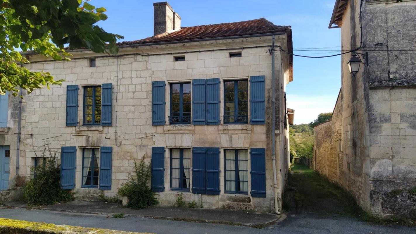 4 Schlafzimmer Haus in Verteillac, France, Nr. 109539