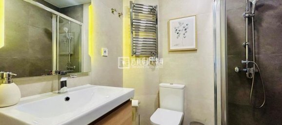 Apartamento de 2 dormitorios en Madrid, Spain No. 167716 16