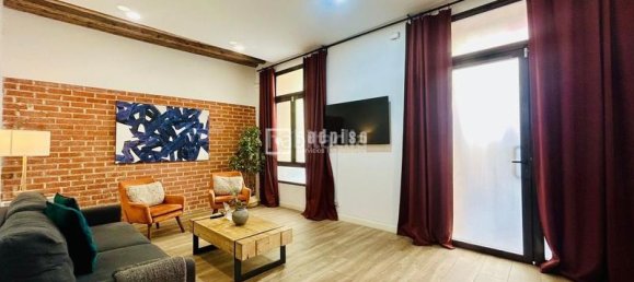 Apartamento de 2 dormitorios en Madrid, Spain No. 167716 2