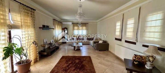 Propiedad comercial de 5 dormitorios en Oroklini, Cyprus No. 20965 4