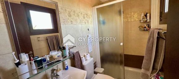 Propiedad comercial de 5 dormitorios en Oroklini, Cyprus No. 20965 13