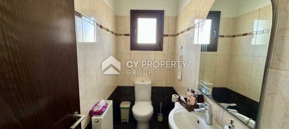 Propiedad comercial de 5 dormitorios en Oroklini, Cyprus No. 20965 14