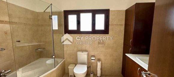 Propiedad comercial de 5 dormitorios en Oroklini, Cyprus No. 20965 12