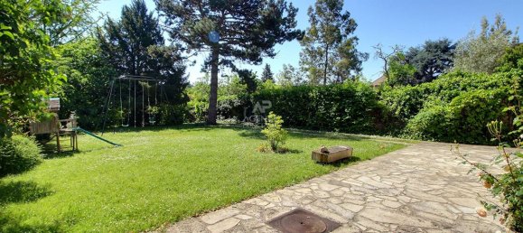 6 bedrooms House in Verneuil-sur-Seine, France No. 182327 2