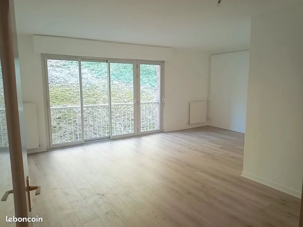 2 bedrooms Apartment in Rouen, France No. 312819