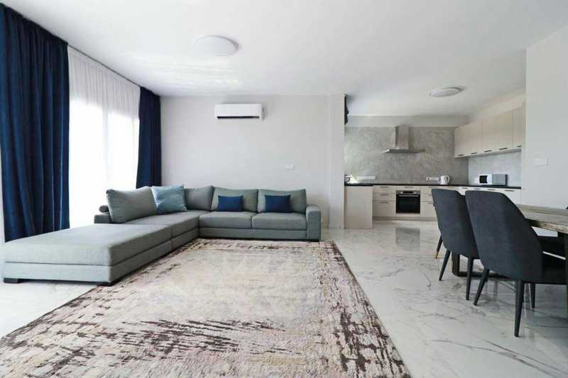 4 bedrooms Apartment in Parekklisia, Cyprus No. 8114
