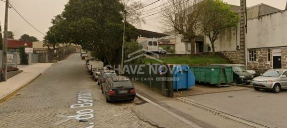 255m² Warehouse in Matosinhos, Portugal No. 42876 3