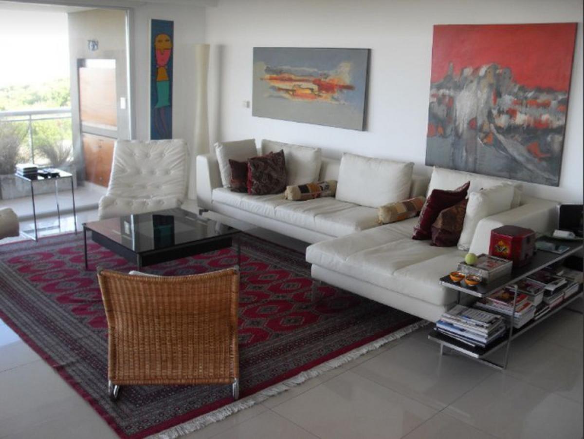 3 bedrooms Apartment in Maldonado, Uruguay No. 5478