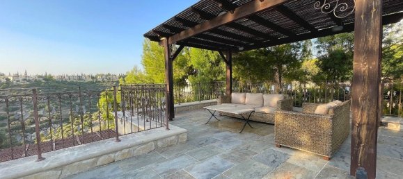 5 bedrooms House in Paphos, Cyprus No. 9876 14