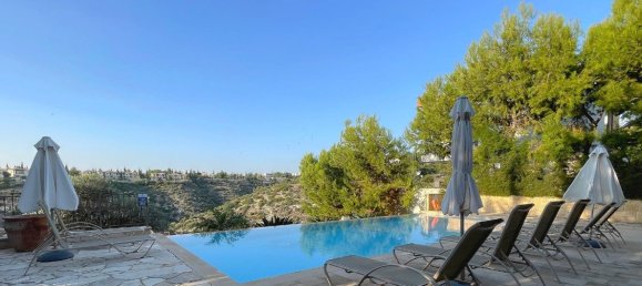 5 bedrooms House in Paphos, Cyprus No. 9876 16