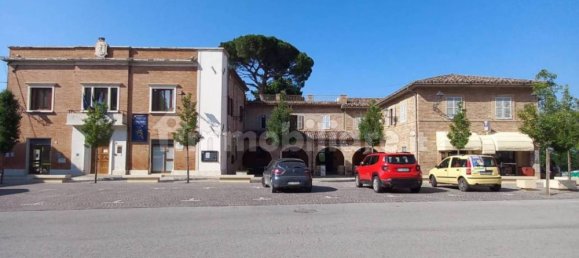 1 room Commercial property in Sant'Angelo in Pontano, Italy No. 344501 15