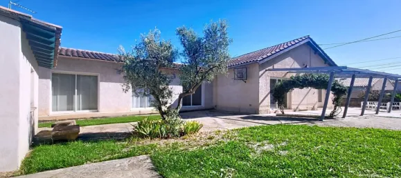 3 Schlafzimmer Villa in Beaucaire, France, Nr. 345209 2
