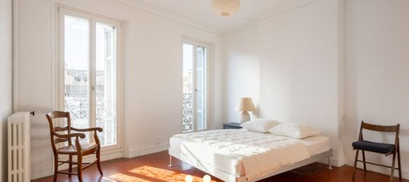 2 bedrooms Apartment in Marseille, France No. 315597 4