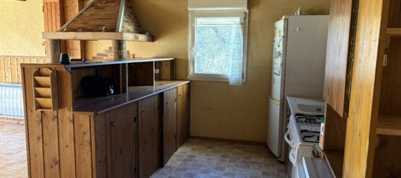 3 bedrooms House in Estivaux, France No. 95873 6