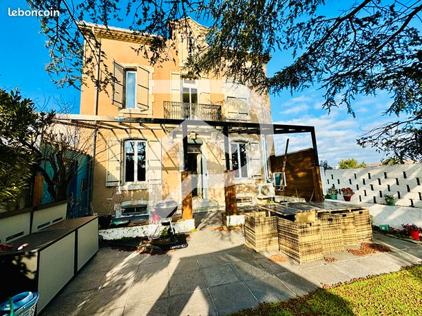 Casa de 6 dormitorios en Carcassonne, France No. 309977