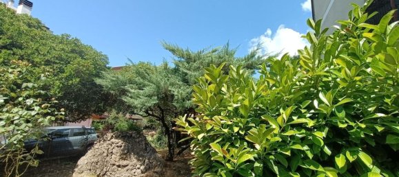 Edificio en Terni, Italy 392 m² No. 314062 3