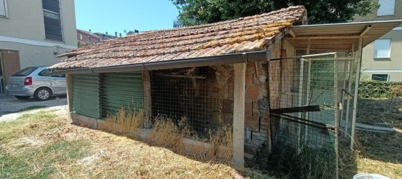 Edificio en Terni, Italy 392 m² No. 314062 8