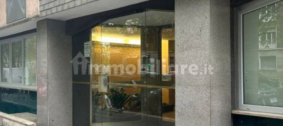 1 chambre Appartement à Milan, Italy No. 313892 2