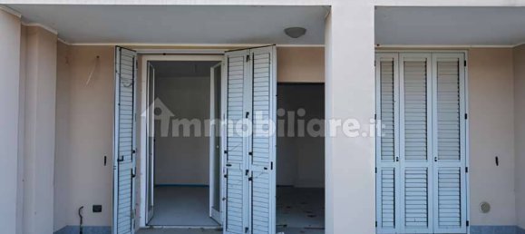 3 rooms Apartment in Inzago, Italy No. 186771 2