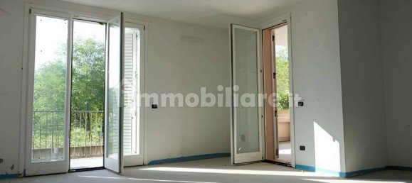 3 rooms Apartment in Inzago, Italy No. 186771 3