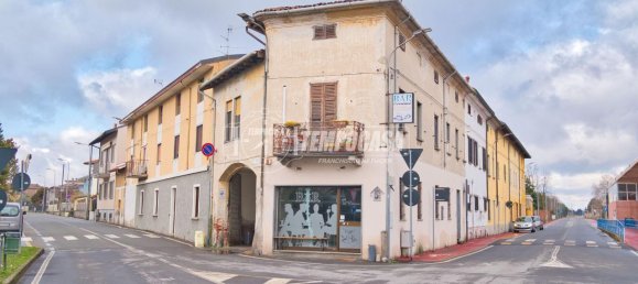 3 rooms House in Cameri, Italy No. 134612 34