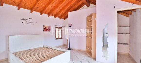 3 rooms House in Cameri, Italy No. 134612 27