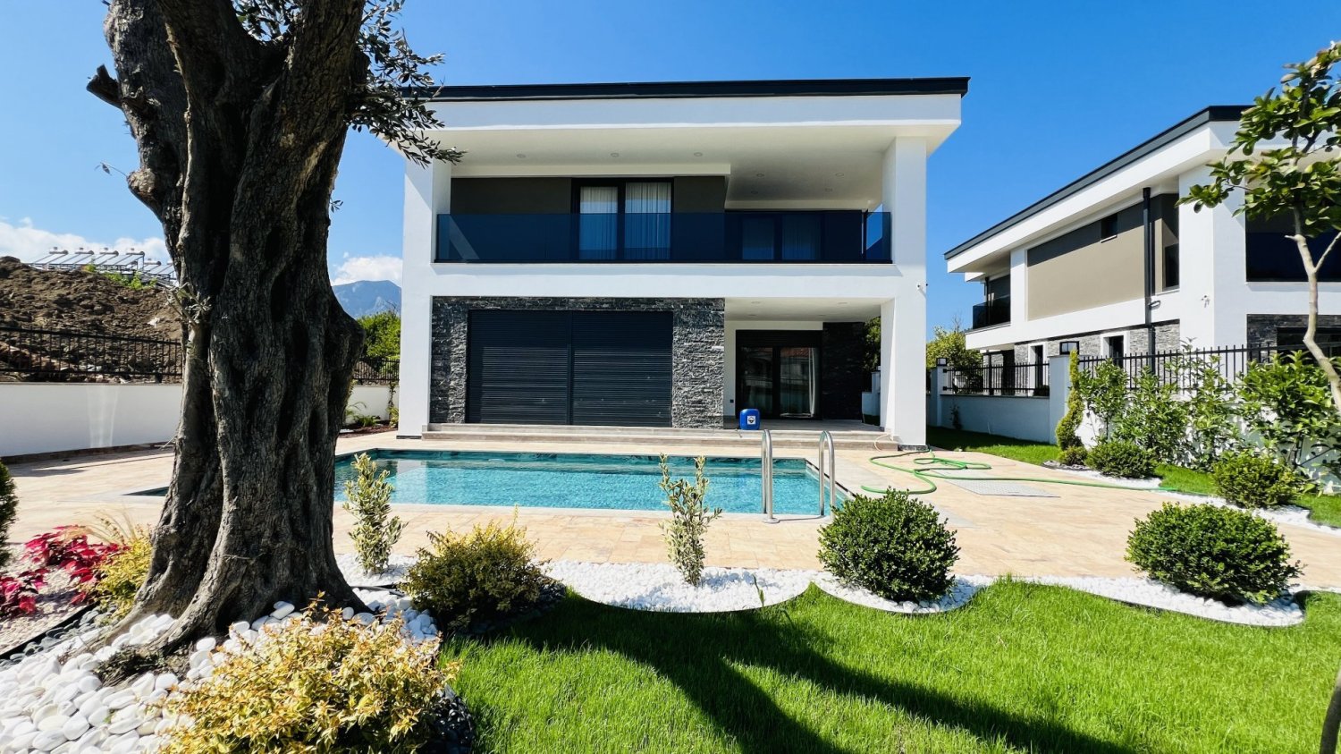 Villa 4+1 in Kemer, Turkey No. 22189