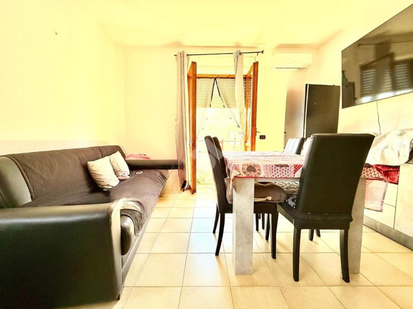 3-Zimmer Wohnung in Quartu Sant'Elena, Italy, Nr. 278399