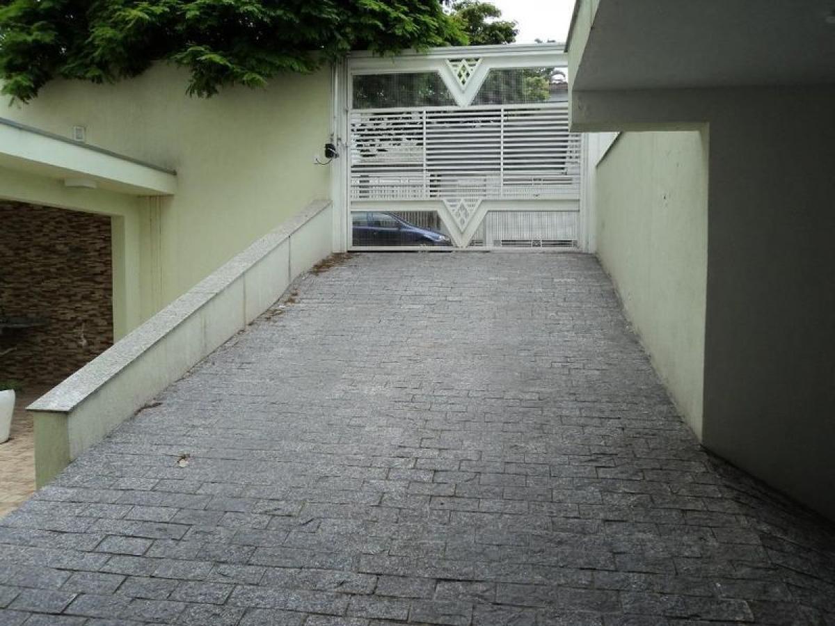 Дом с 4 спальнями в Сан-Паулу, Бразилия № 561511