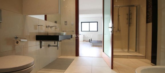 3 غرف نوم شقة في Sliema, Malta رقم 6460 7