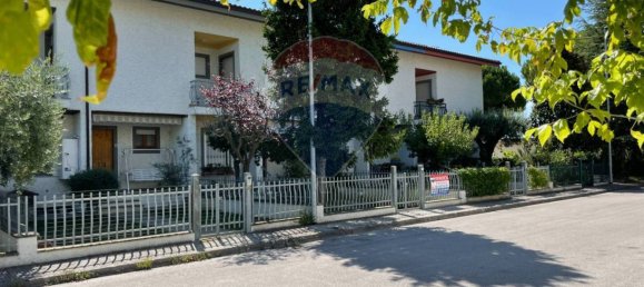 3 Schlafzimmer Haus in Porto Recanati, Italy, Nr. 278317 5