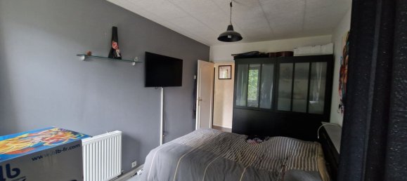 2 bedrooms Apartment in Le Plessis-Bouchard, France No. 328150 3