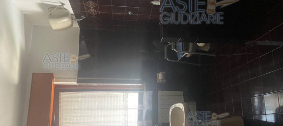 4 bedrooms Apartment in Ancona, Italy No. 370983 5