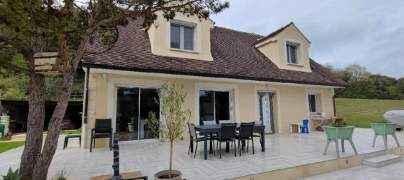 4 bedrooms House in Nesles-la-Vallee, France No. 176784 2