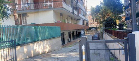 2غرفة عقار تجاري في Bari, Italy رقم 17346 9