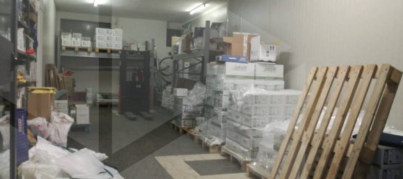 2غرفة عقار تجاري في Bari, Italy رقم 17346 6