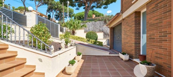 4 bedrooms House in Premia De Dalt, Spain No. 152836 43