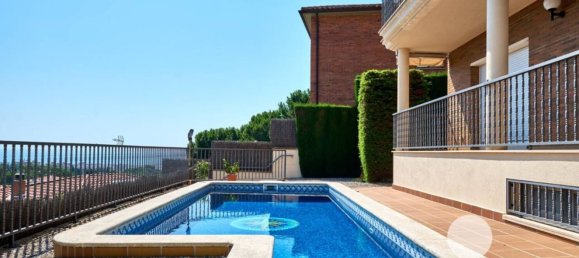 4 bedrooms House in Premia De Dalt, Spain No. 152836 3