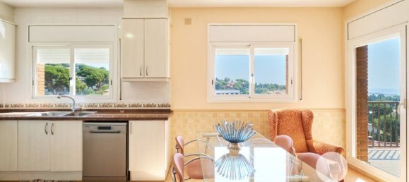 4 bedrooms House in Premia De Dalt, Spain No. 152836 16