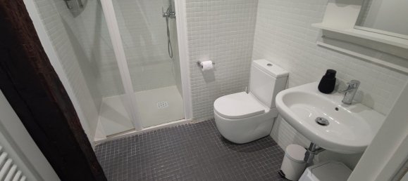 585m² Commercial property in Cantabria, Spain No. 160563 64