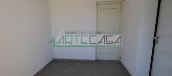 Дом с 4 комнатами в Понтедера, Италия № 20509 29