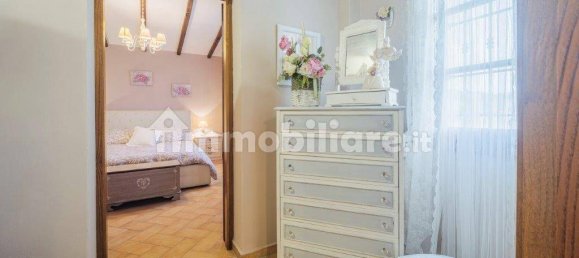 Casa de 4 dormitorios en Pisa, Italy No. 123019 22