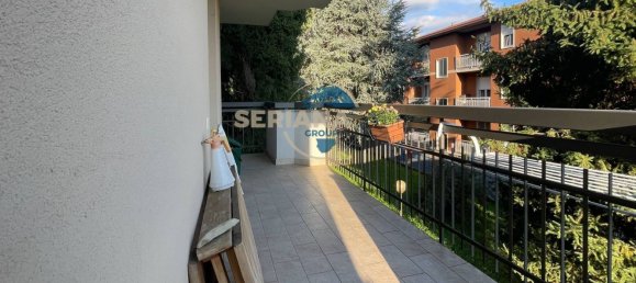 3 chambres Appartement à Scanzorosciate, Italy No. 360480 4