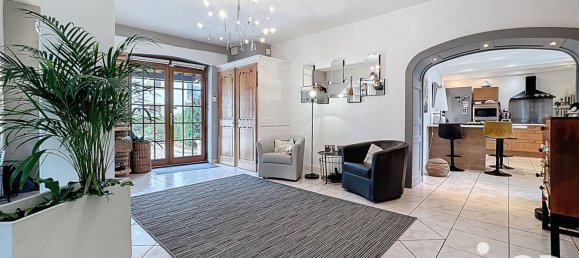 3 bedrooms Castles in Haute-Savoie, France No. 319278 15