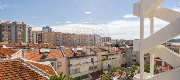 3 Schlafzimmer Wohnung in Oeiras, Portugal, Nr. 349879 30