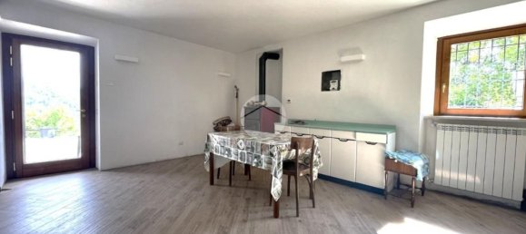 3 bedrooms House in Trescore Balneario, Italy No. 373650 11
