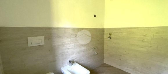 3 bedrooms House in Trescore Balneario, Italy No. 373650 9
