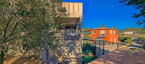 Edifício em Sainte-Maxime, France 308 m² N.º 303932 3