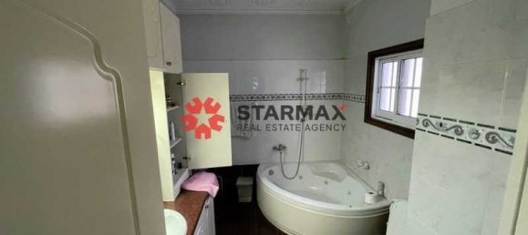 Propiedad comercial de 4 dormitorios en Pyla, Cyprus No. 67360 16